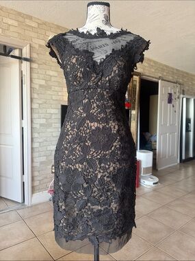 Cache Black Floral Lace Cap-Sleeve Mini Dress